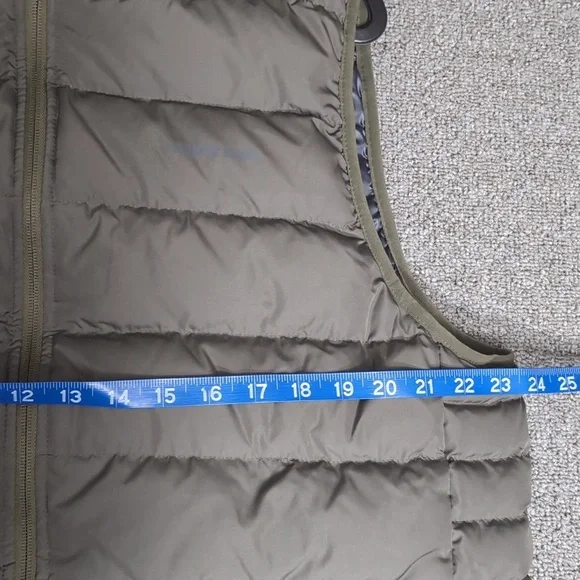 Lands End Classic Down Fill Puffer Vest Size Large In Olive Green - Picture 7 of 8